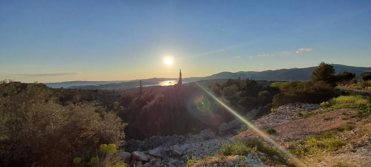 Bridgeview Apartment Trogir 0*,